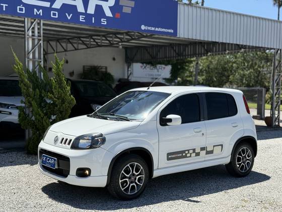 FIAT UNO 1.4 EVO SPORTING 8V FLEX 4P MANUAL FIAT UNO 1.4 EVO SPORTING 8V FLEX 4P MANUAL